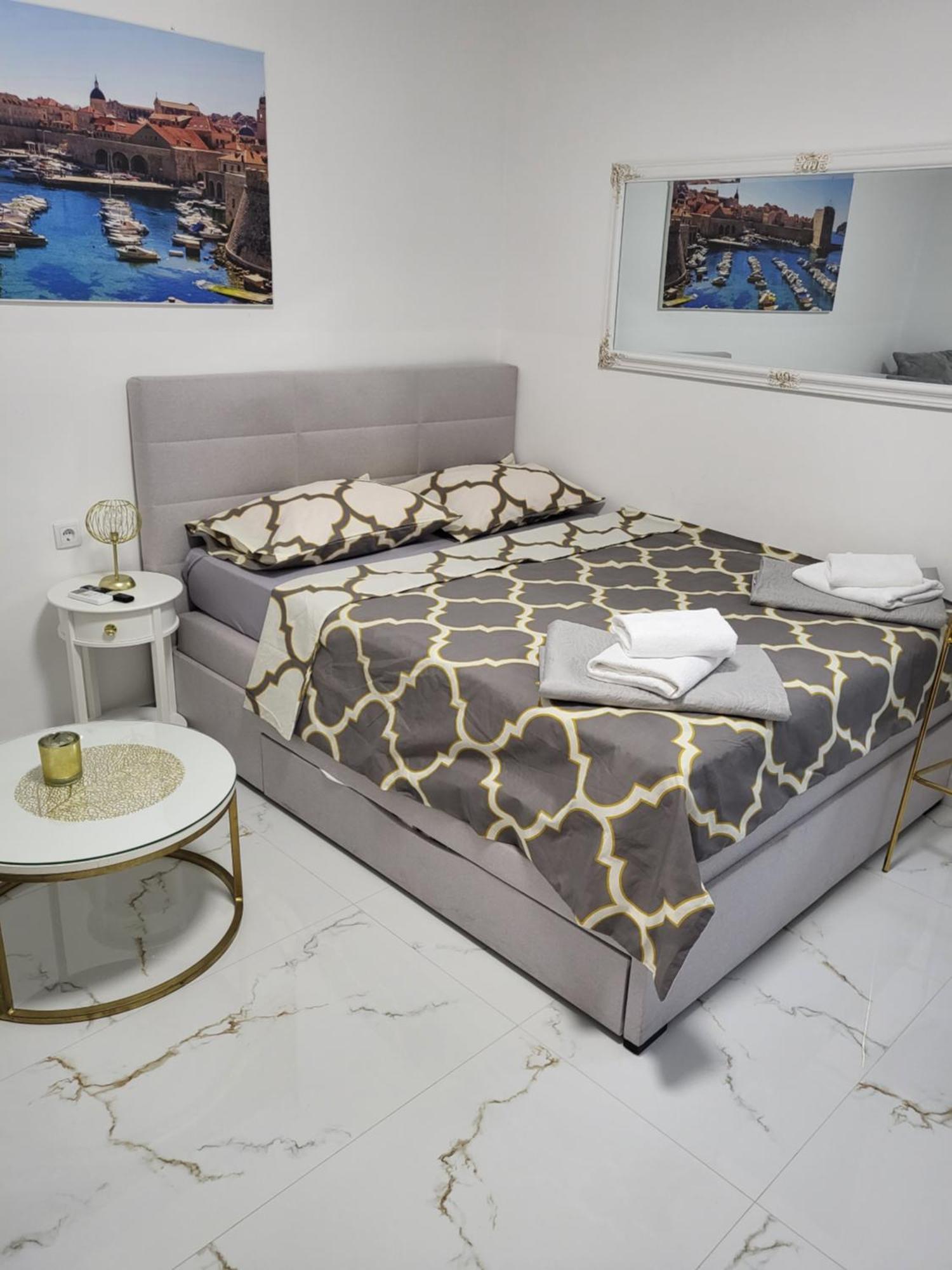Mango Apartman Studio ดูบรอฟนิก ภายนอก รูปภาพ